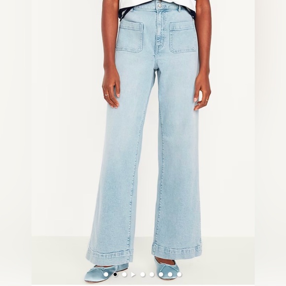 Old Navy Extra High-Rise Wide Leg Jeans with Patch Pockets - Picture 1 of 4
